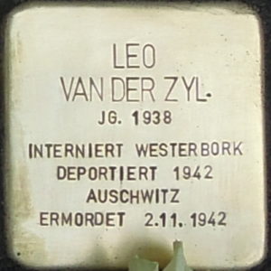 Stolperstein für Leo van der Zyl